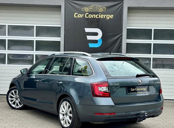 Skoda Octavia cena 69900 przebieg: 164800, rok produkcji 2019 z Tuchów małe 352